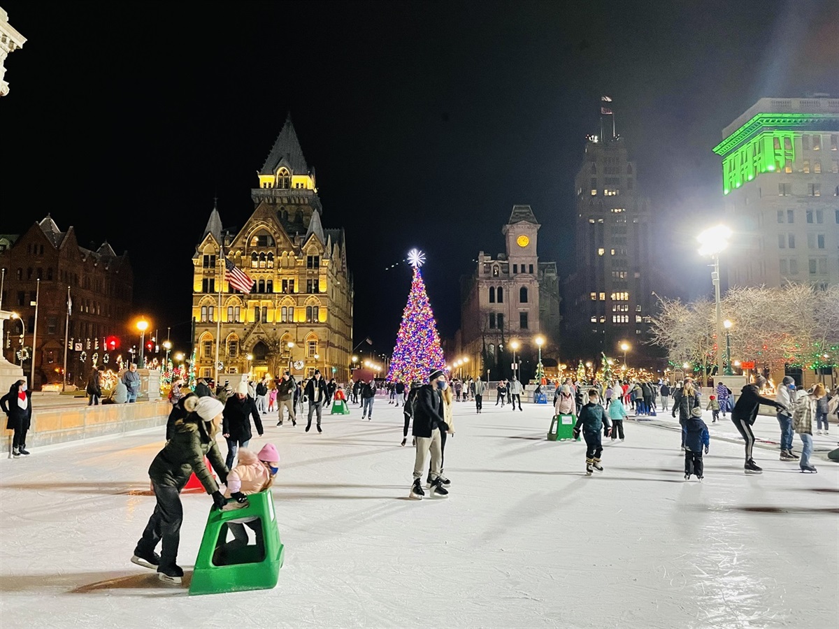 ice-skate-city-of-syracuse